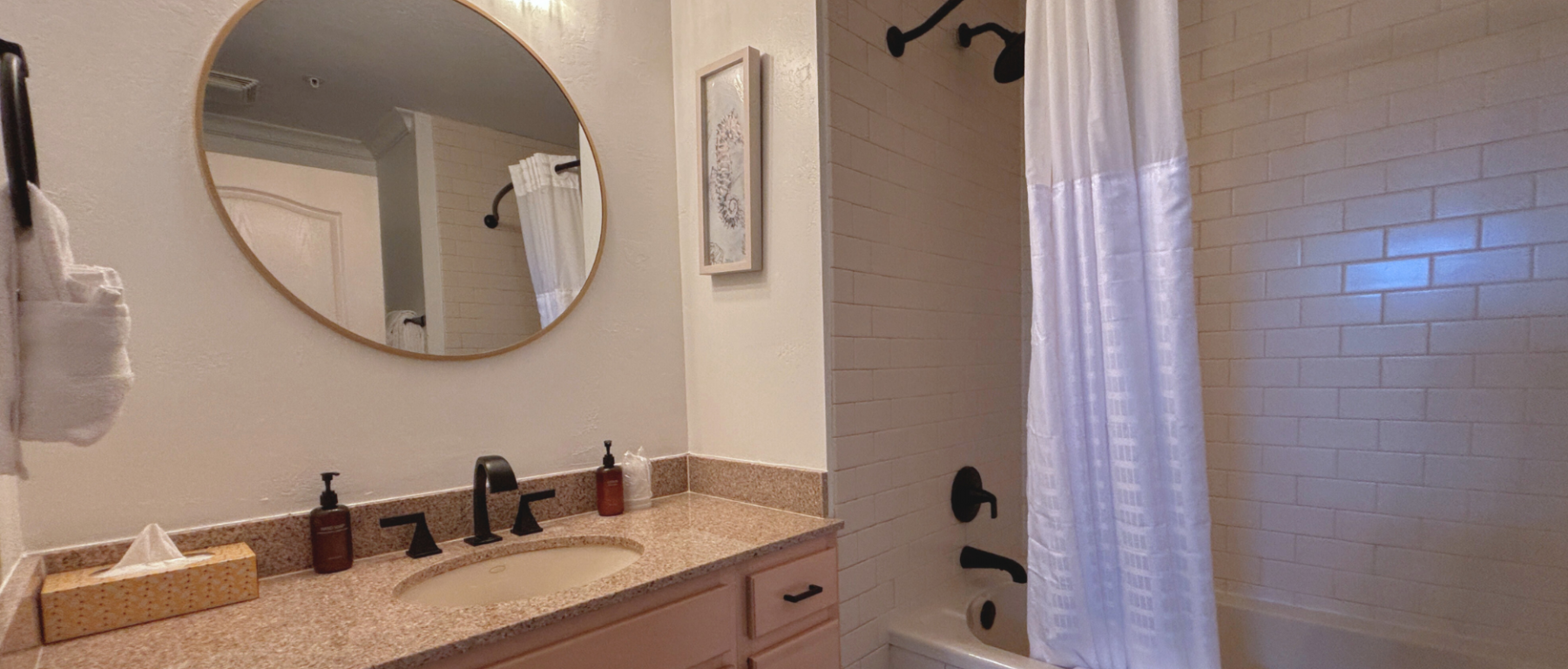 VILLA 849 2ND BATHROOM