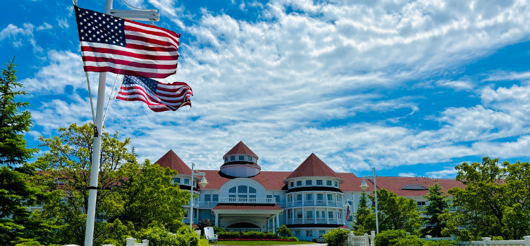 SUMMER HOLIDAYS AT BLUE HARBOR SPECIALS WEBSITE FEATURE 3